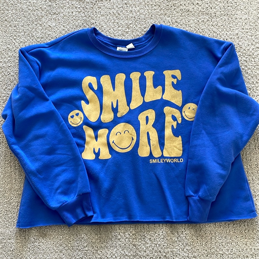Cropped Smiley Sweatshirt